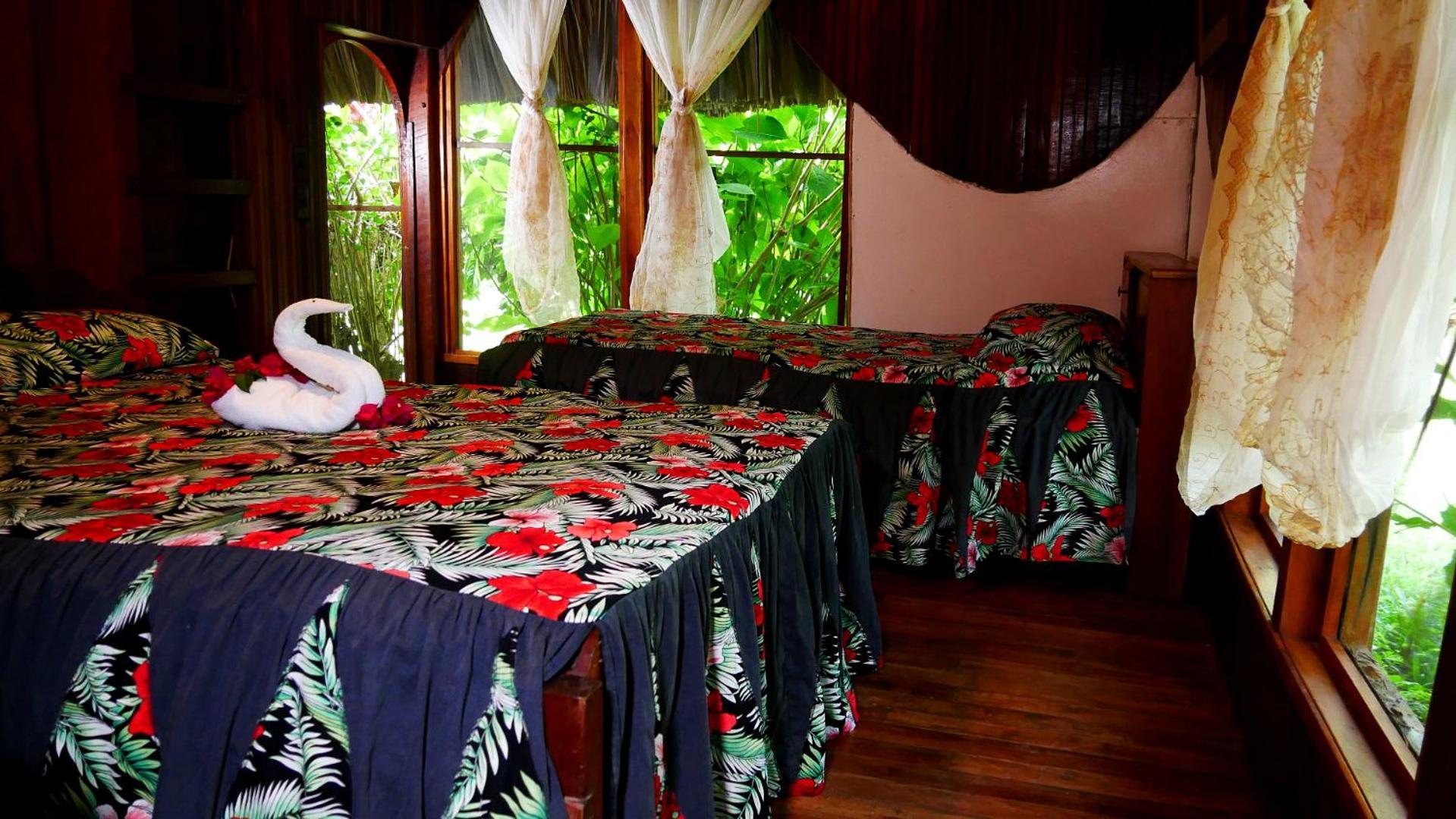 Banana Bank Lodge & Jungle Horseback Adventures Belmopan Exterior photo